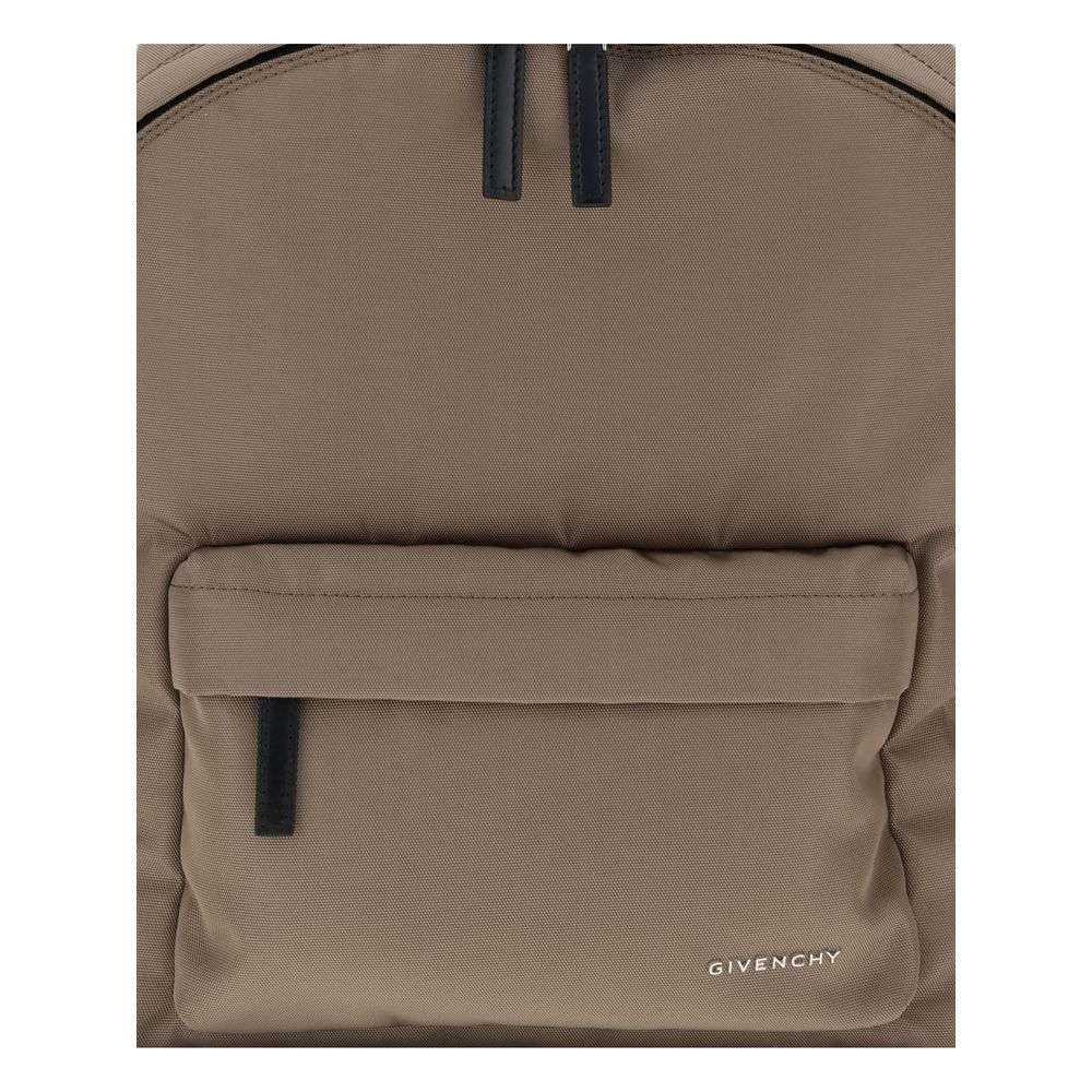 Essential U canvas Backpack