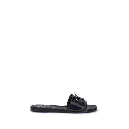 Patent leathe VLogo slide Sandals