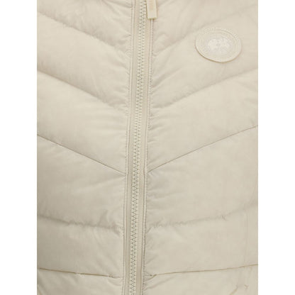 Sleeveless Jacket with a removable hood