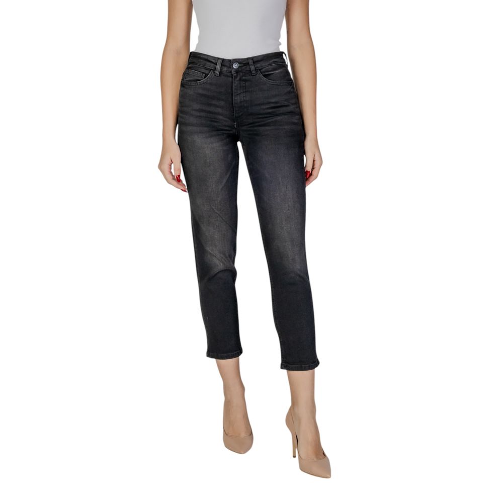 Black Cotton Mom Jean
