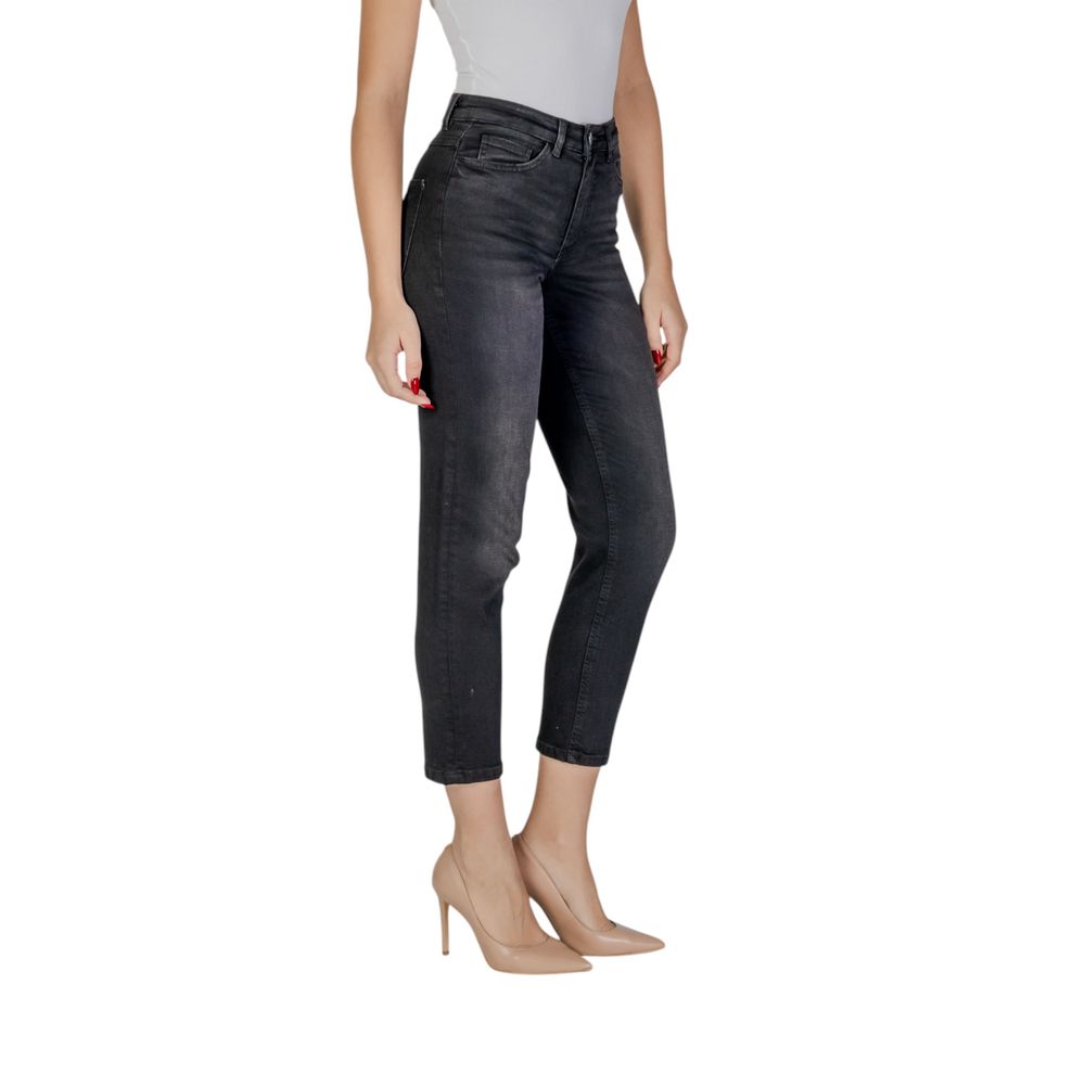 Black Cotton Mom Jean